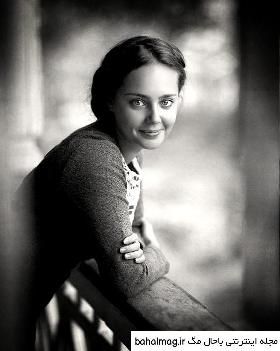 عکس خنده زیبای دخترانه