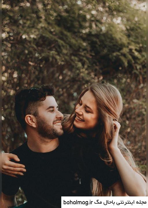  ژست عکس دونفره جلو آینه دخترانه