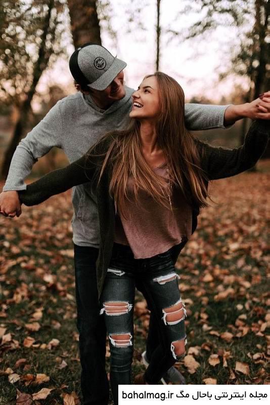 ژست عکس پاییزی دونفره