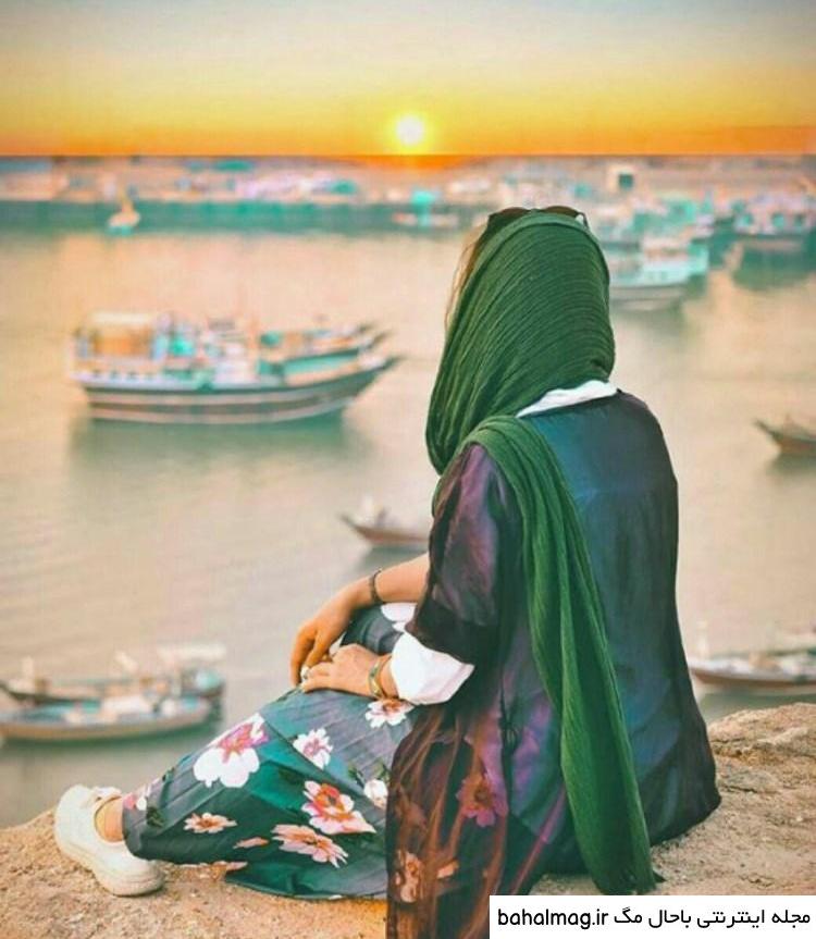 ناب ترین عکس دختر غمگین پشت به دوربین