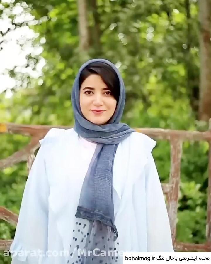 ژست عکس پاییزی دخترانه ایستاده