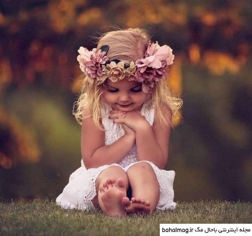 ژست عکس کودک در منزل