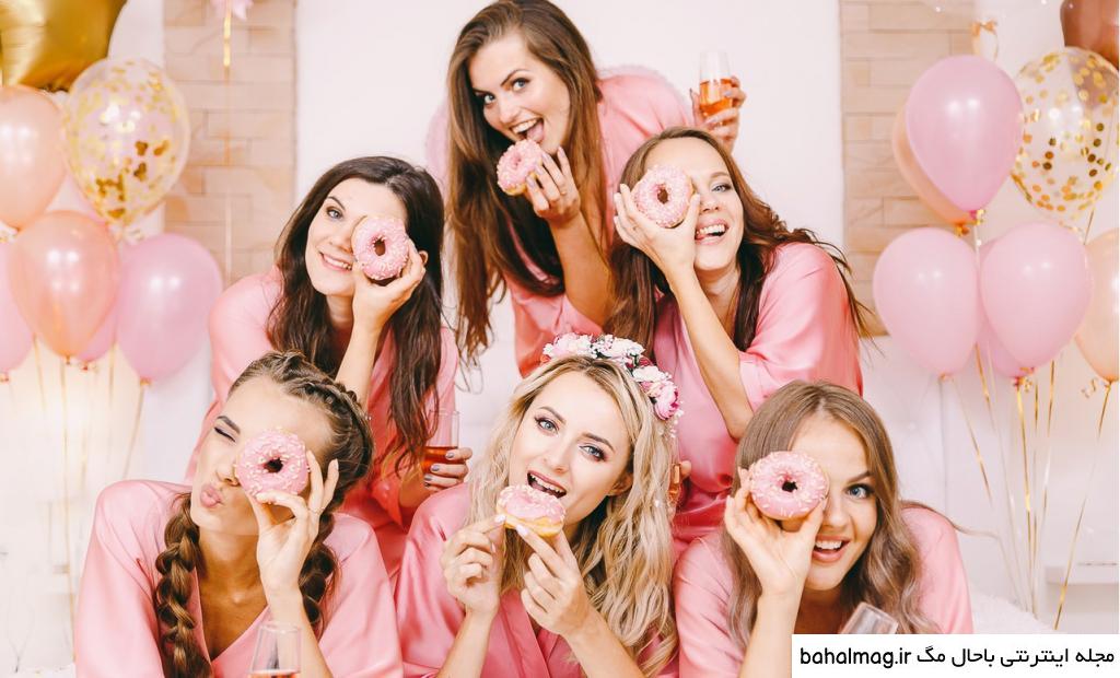 ژست عکس گروهی دخترانه دانلود