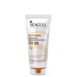 کرم ضد آفتاب مرطوب کننده سی گل SPF30 پوست معمولی و چرب